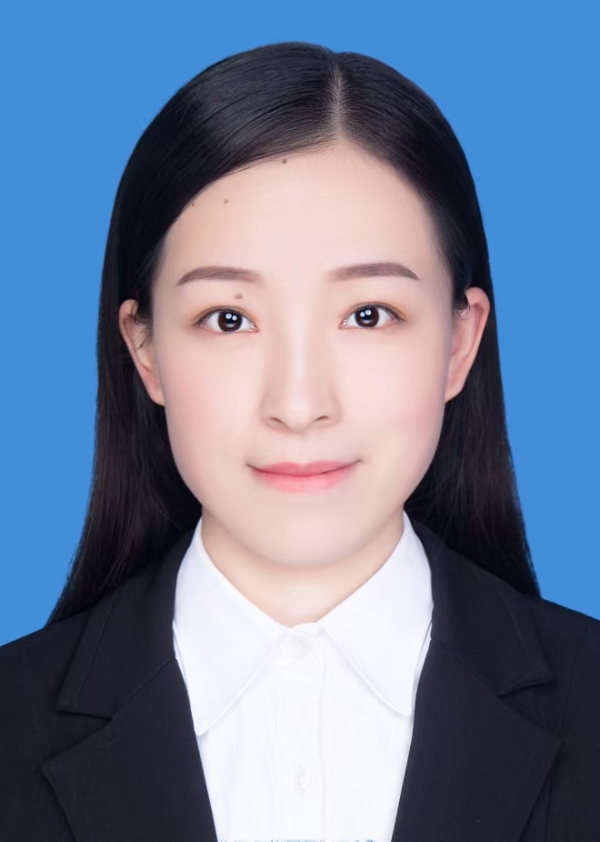 张莲.jpg