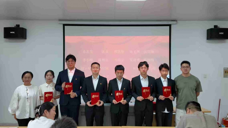 微信图片_20250923130650_247_1.jpg